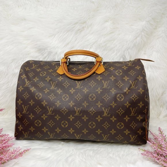 Louis Vuitton Brown Travel Bag - Picture 2 of 11